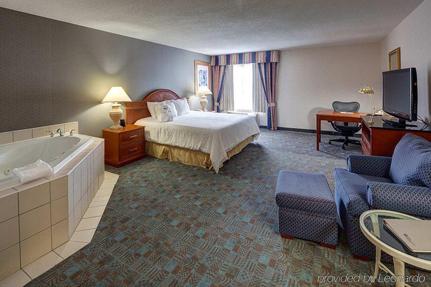 Hilton Garden Inn Toronto-אוקוויל מראה חיצוני תמונה